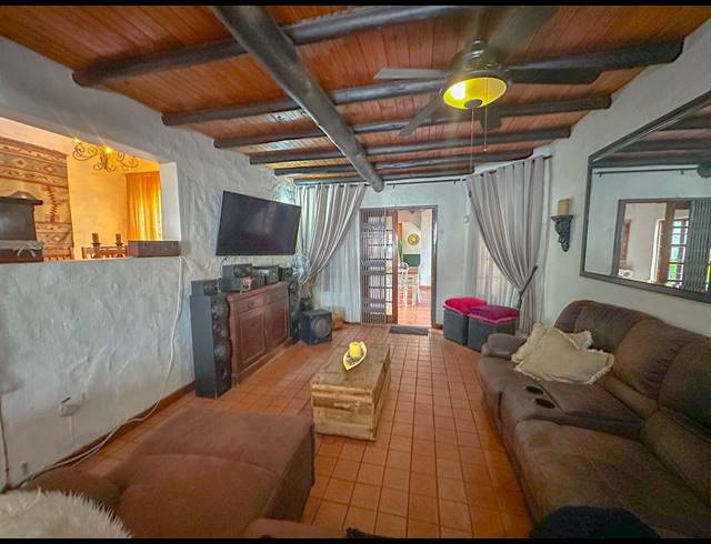 3 BEDROOM HOUSE FOR SALE IN VELD EN VLEI